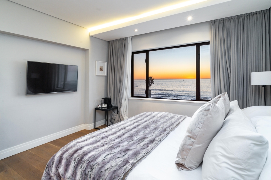 To Let 2 Bedroom Property for Rent in Sea Point Western Cape